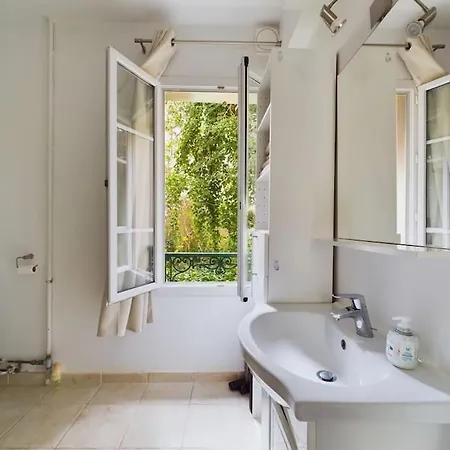 Appartement Renove -Jardin Prive A Rueil-Malmaison Exterior foto