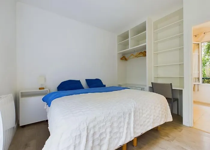 Appartement Renove -Jardin Prive A Rueil-Malmaison